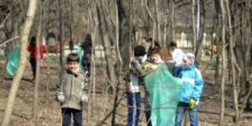 Copiii pot primi premii pentru instantaneele cele mai reuşite-imagine arhivă Adevărul