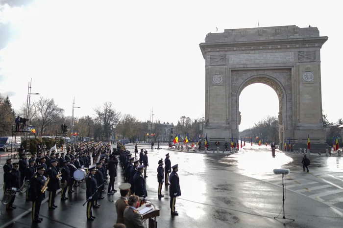 Ceremonia de la Arcul de Triumf a durat mai puțin de o jumătate de oră