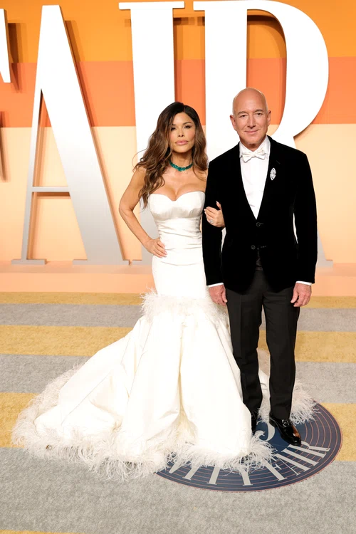 Lauren Sánchez și Jeff Bezos la petrecerea Oscarurilor Vanity Fair, GettyImages (2) jpg