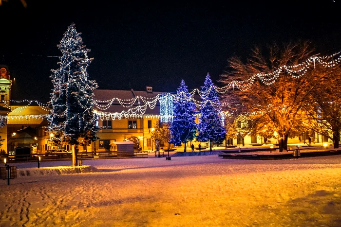 Peste trei milioane de leduri au acoperit municipiul Baia Mare FOTO: Cosmin Carp