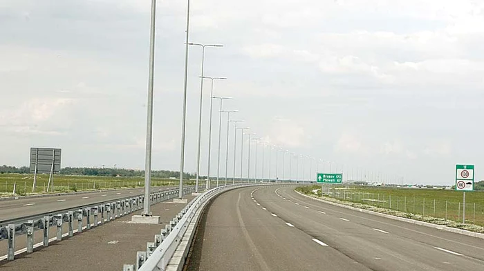 Bucata nouă din A3 este asfaltată,  marcată şi iluminată