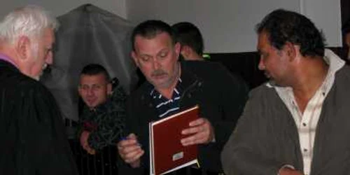 "Rambo" a ajuns după gratii alături de hoţii care l-au prădat