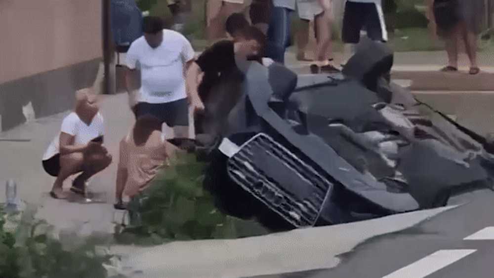 Ministrul Familiei, Natalia Intotero, rănită într-un accident auto. La volan se afla un ofițer SPP. Mesajul demnitarului