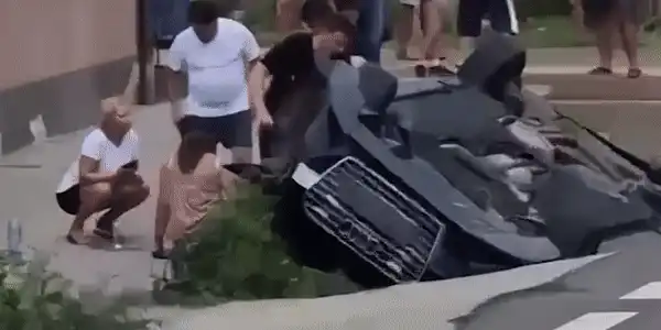 accident gif