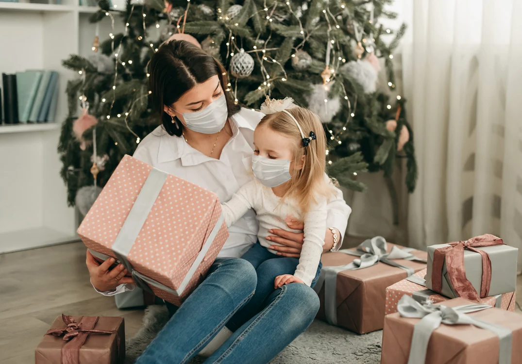Președintele Klaus Iohannis crede că anul acesta va trebui să sărbătorim Crăciunul numai în familiefoto: Shutterstock