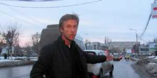 Nicolae Macrean a povestit cum jandarmul a lovit-o preţ de câteva minute pe fetiţă