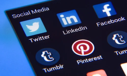 social media gca9efeb11 1280 jpg
