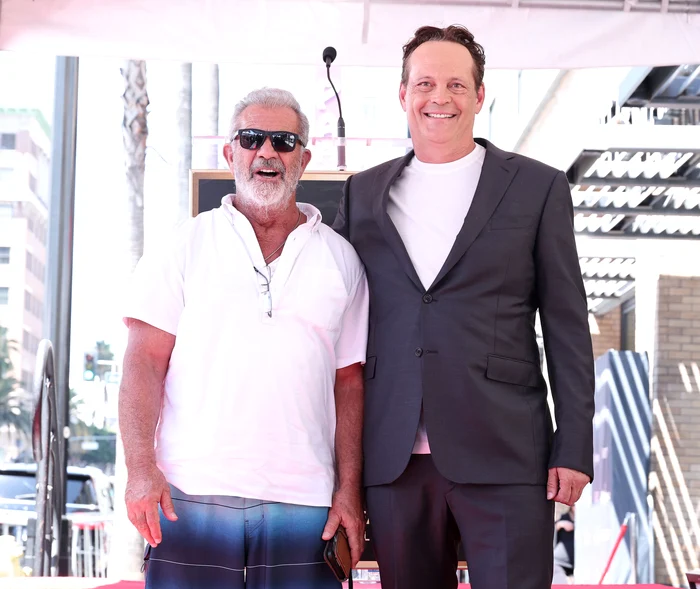 Vince Vaughn s a fotografiat cu invitatul Mel Gibson, Profimedia (1) jpg