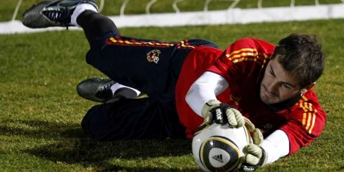 Iker Casillas a câştigat Liga Campionilor cu Real şi Campionatul Mondial cu naţionala Spaniei
