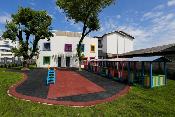 Joi se deschid creşele de stat din Cluj-Napoca.