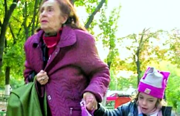 Adriana Iliescu şi cu fetiţa ei, Eliza