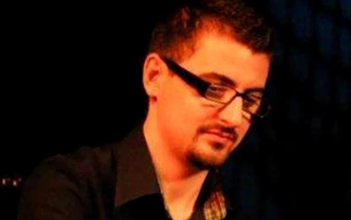 Adrian Cristescu a cântat alături de artişti ca Alina Manole şi Ada Milea FOTO Cat Music