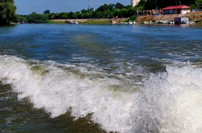 Dunărea atinge niveluri maxime pe sectorul românesc. FOTO Facebook Apele Române