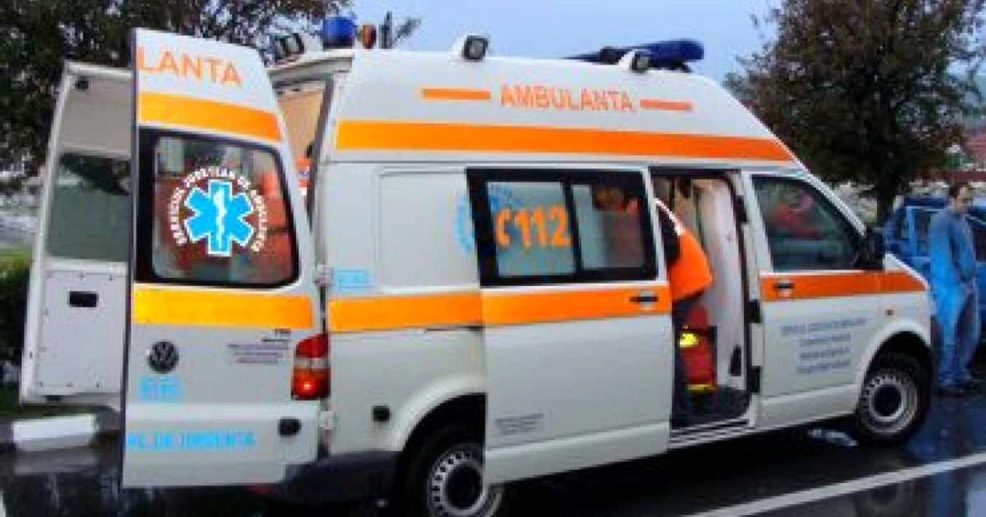 Râmnicu Vâlcea: Tatăl şi copiii, accidentaţi, Adevărul la minut