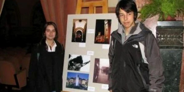 Salonul este organizat de Asociaţia Culturală Craiova