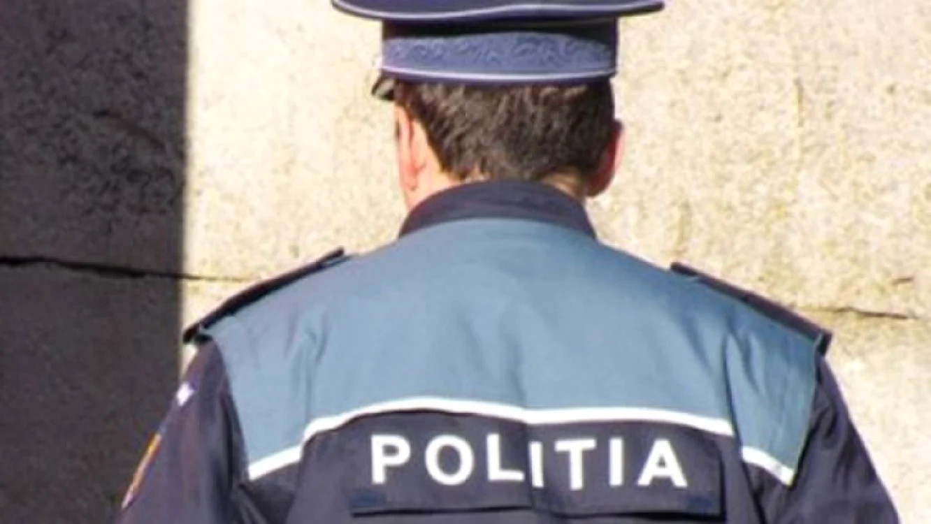 Poliţiştii vor acţiona pe lângă peste 10.000 de instituţii de învăţământ