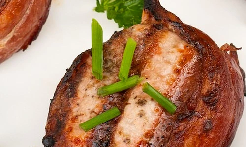 Muschiulet de porc invelit in bacon jpeg