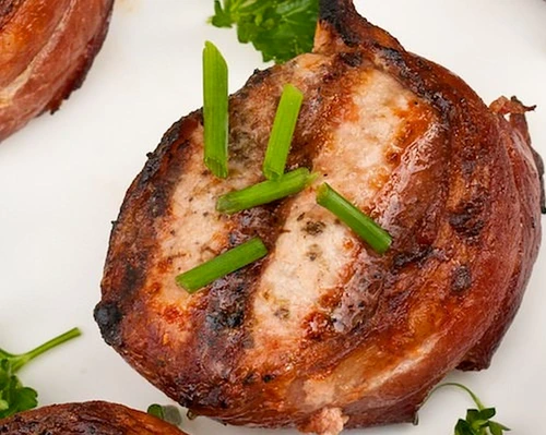 Muschiulet de porc invelit in bacon jpeg