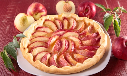 Tarta nectarine  Sursa foto shutterstock 1345965611 jpg