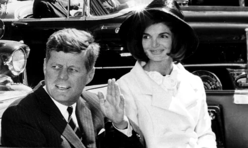 John F Kennedy si Jackie Kennedy   GettyImages 808368 jpg