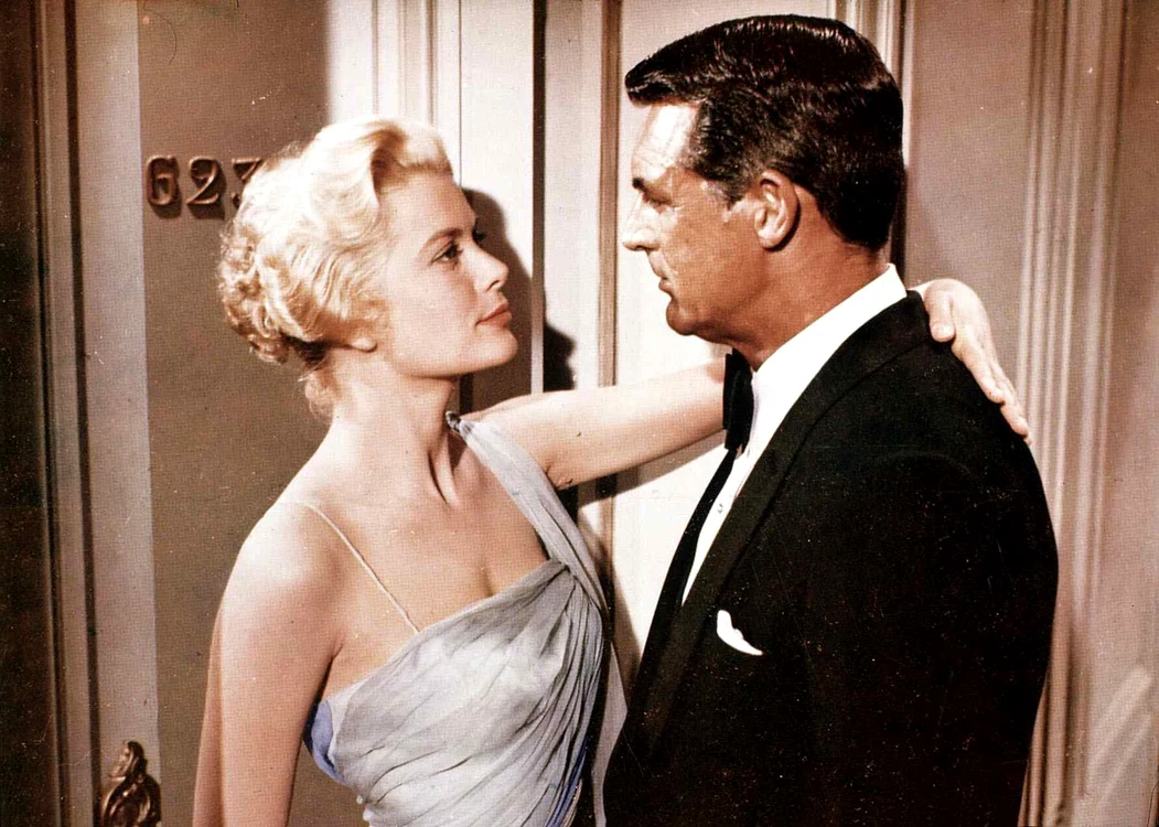 Grace Kelly s-a îndrăgostit de mulţi dintre colegii de platori.