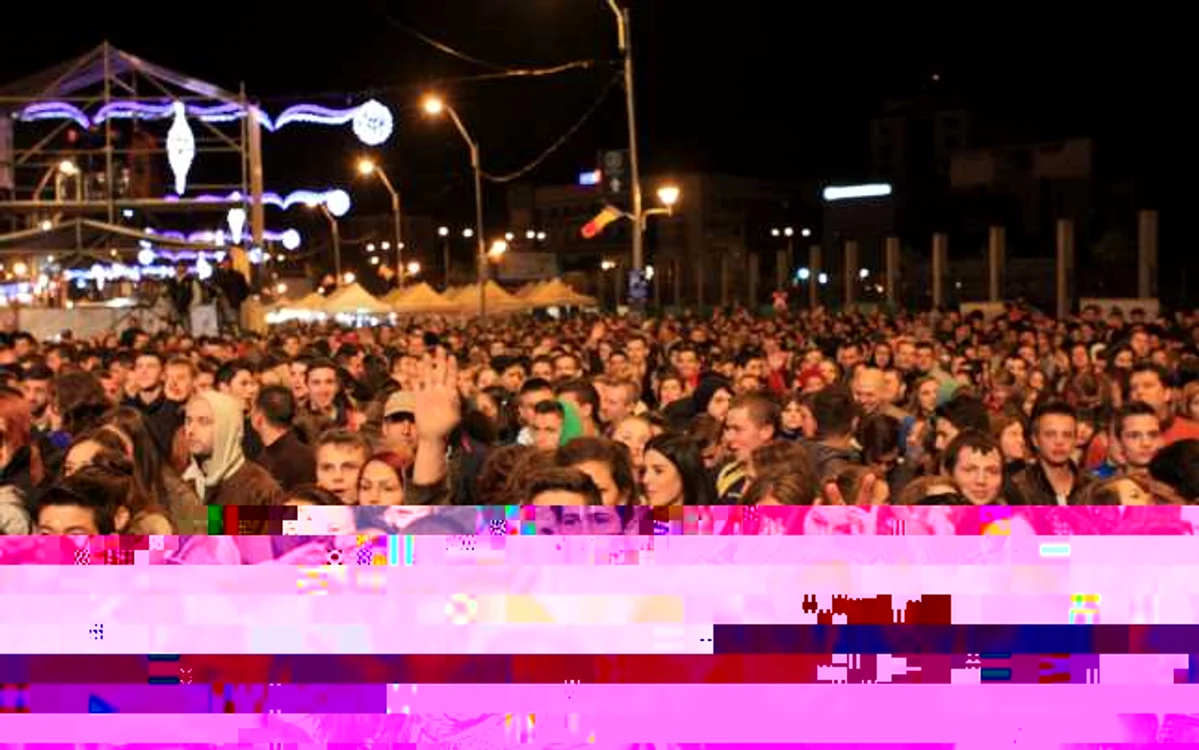 Peste 20.000 de băimăreni au asistat la concertele din prima seara a Sărbătorii Castanelor FOTO: Cosmin Carp