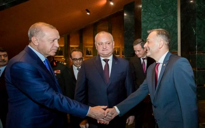 Erdogan Chicu si Dodon
