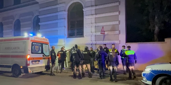 scandal arad politisti jpeg