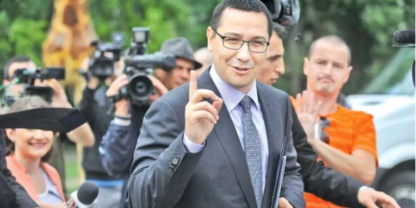 În cele 58 de zile ca premier al României, Victor Ponta a ţinut-o  din scandal în scandal