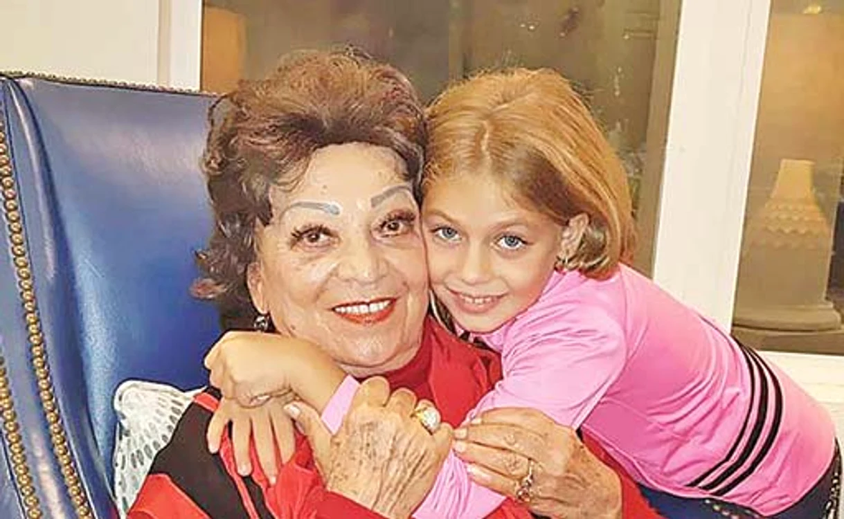 Maria Ciobanu, alături de nepoțica ei, Ioana Maria