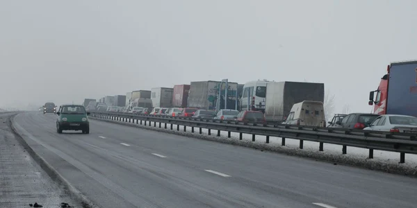 Traficul se desfăşoară cu dificultate pe A2 Foto: Arhivă Adevărul