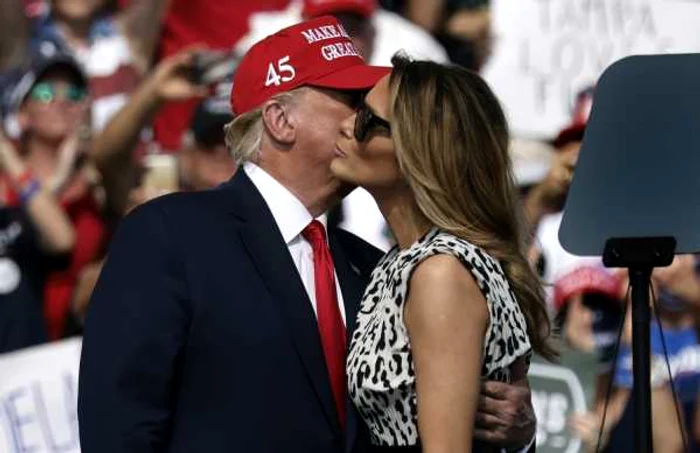 Donald şi Melania Trump octombrie 2020 FOTO EPA-EFE