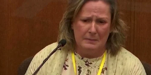 poliţista americană Kim Potter declarată vinovată de omor prin imprudenţă FOTO via News.ro