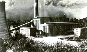 Termocentrala electrică de la Paroşeni intrată în funcţiune în 1955 (© „Fototeca online a comunismului românesc”, cota: 200/1955)