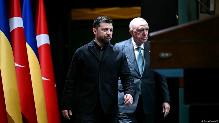 Volodimir Zelenski s-a întâlnit miercuri la Ankara cu preşedintele Turciei Recep Tayyip Erdogan