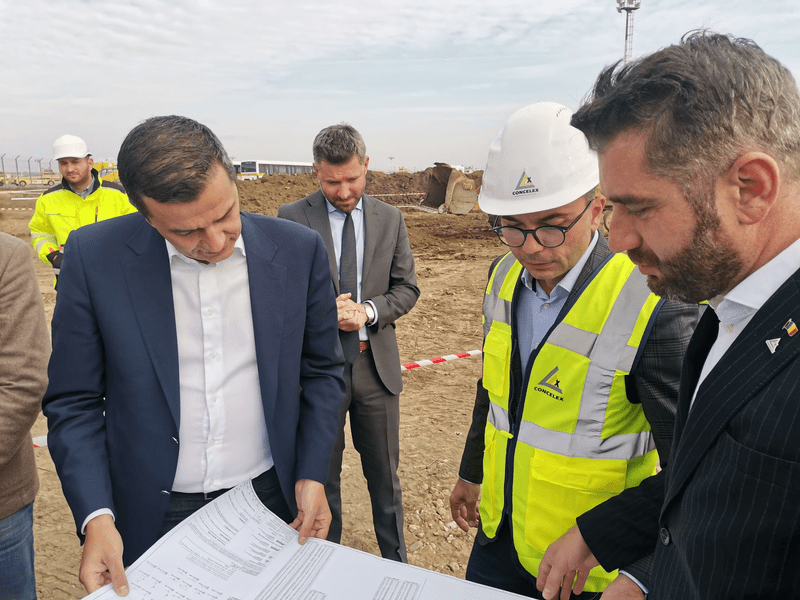 Start la noul terminal de pe Aeroportul Timișoara. Sorin Grindeanu: „Să fie folosit pentru plecări în Spațiul Schengen“