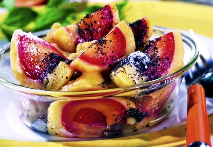 Galustele cu prune sunt extrem de apreciate in aceasta perioadaclickpoftabuna.ro