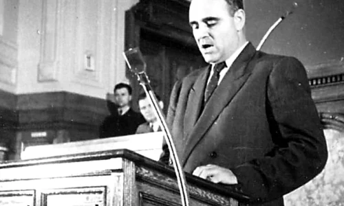 Lumina nu mai vine de la Răsărit  Vine de la Gheorghiu Dej! jpeg