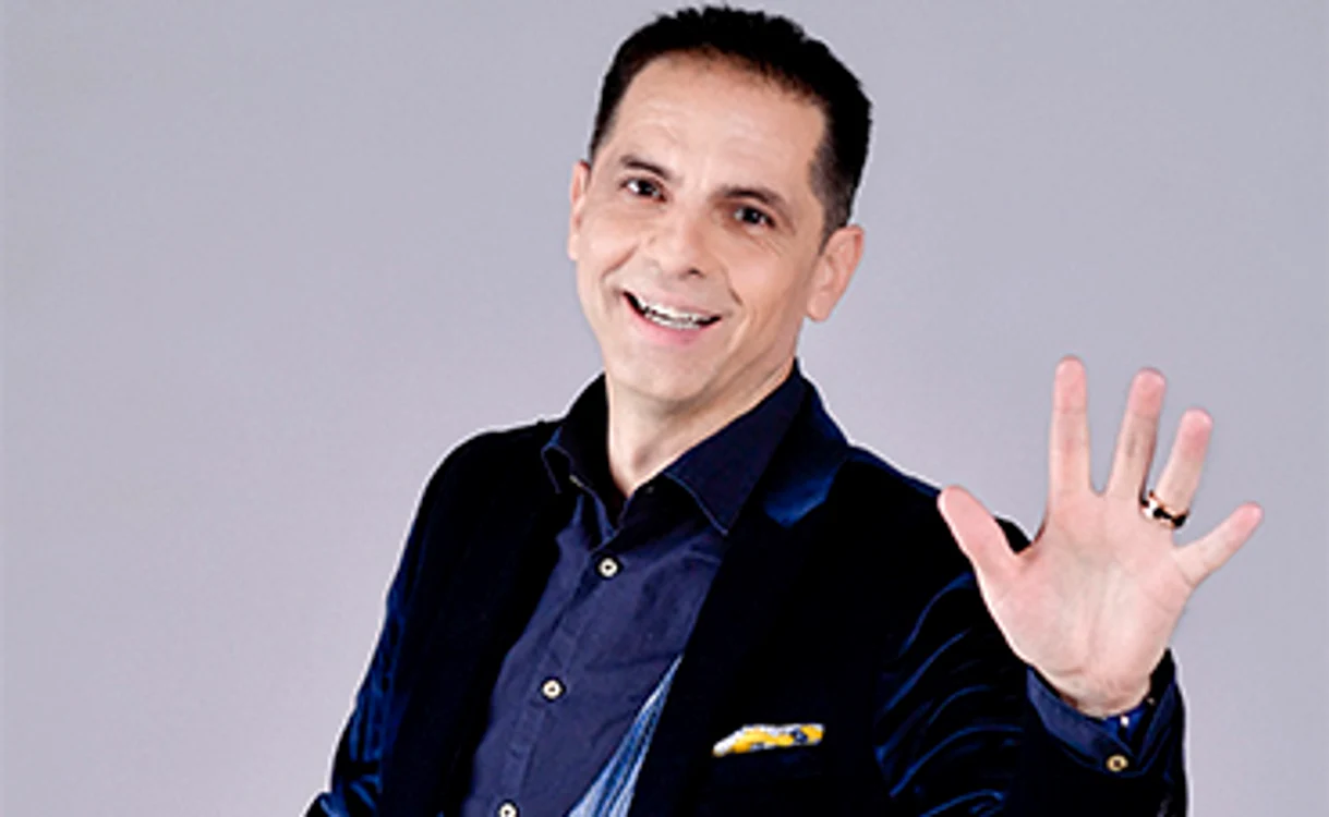 
    Dan Negru (50 de ani)  