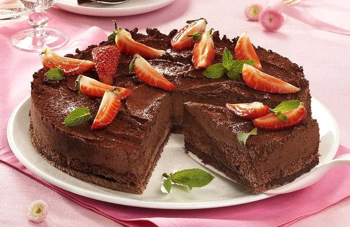 tort de ciocolata jpeg