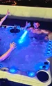 Dinu Maxer și viitoarea lui mireasă, Magdalena Chihaia, au făcut petrecerea burlacilor în Tenerife!