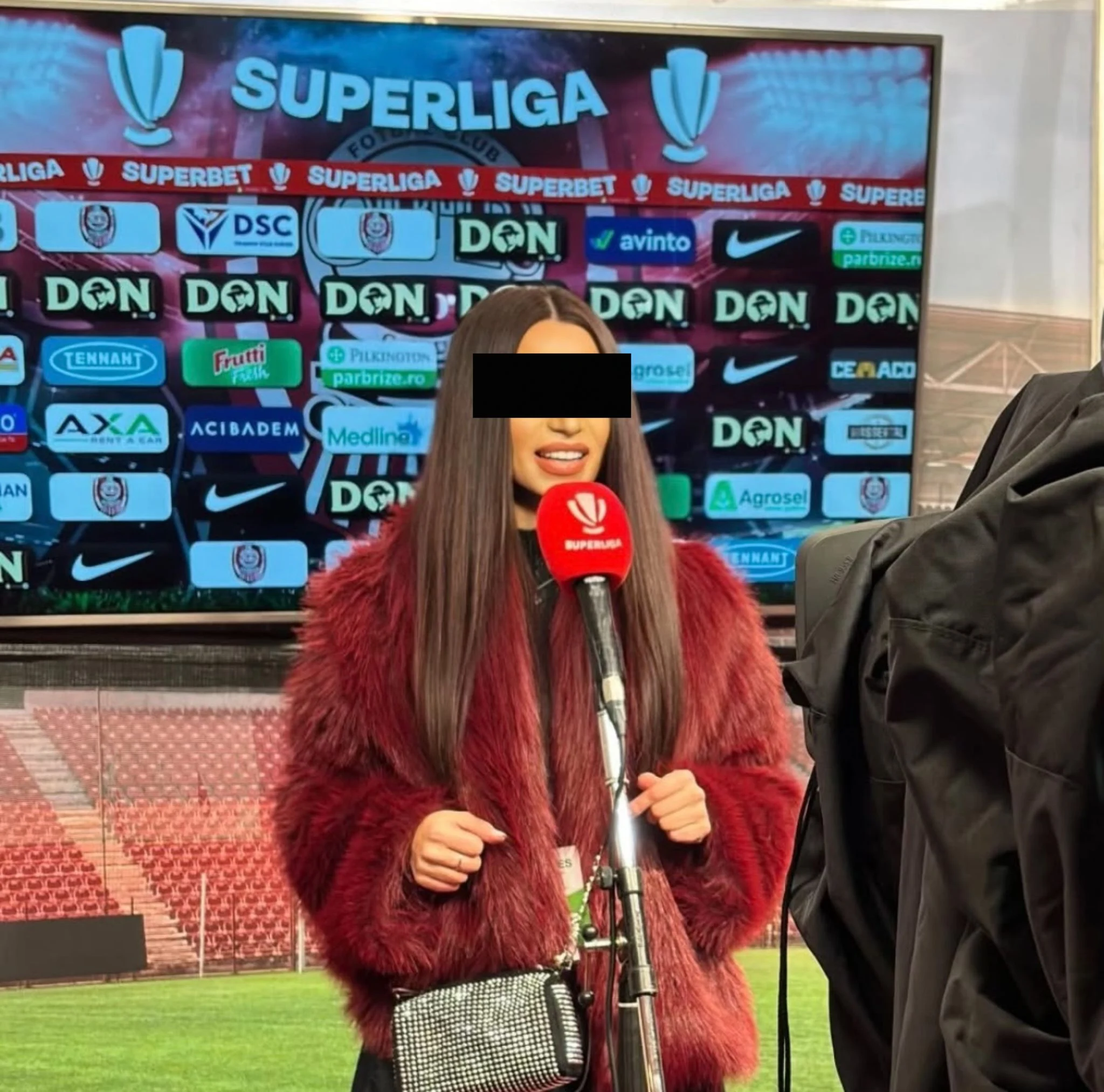 Tragedie în Oradea: o tânără de 27 de ani a murit după ce a căzut de la etajul 7. Era fotoreporter sportiv