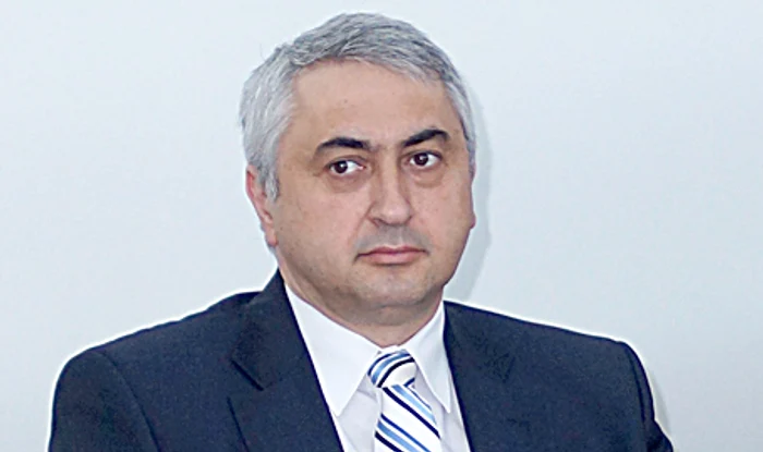 Valentin Popa, noul rector al Universităţii „Ştefan cel Mare” din Suceava