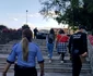 Copilaşi şi părinţii lor agresaţi cu pietre spray paralizant şi rozete de box de adolescenţi violenţi în Râmnicu Vâlcea Foto Adevărul