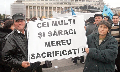 Dacă sindicatele nu se  înţelegeau ieri cu guvernul,  aveau de gând să iasă în  stradă începând cu 15 ianuarie jpeg