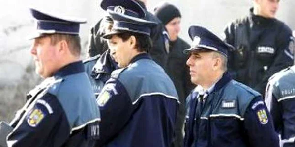Mâine, poliţiştii intră în grevă