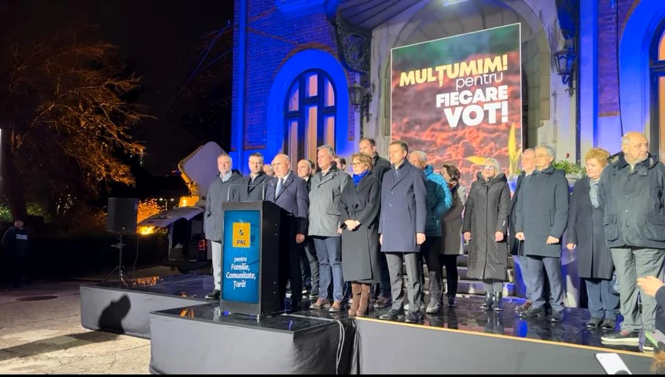 Liberalii prezenți la sediul PNL după rezultatul la parlamentare. Foto: Briana Teodorescu
