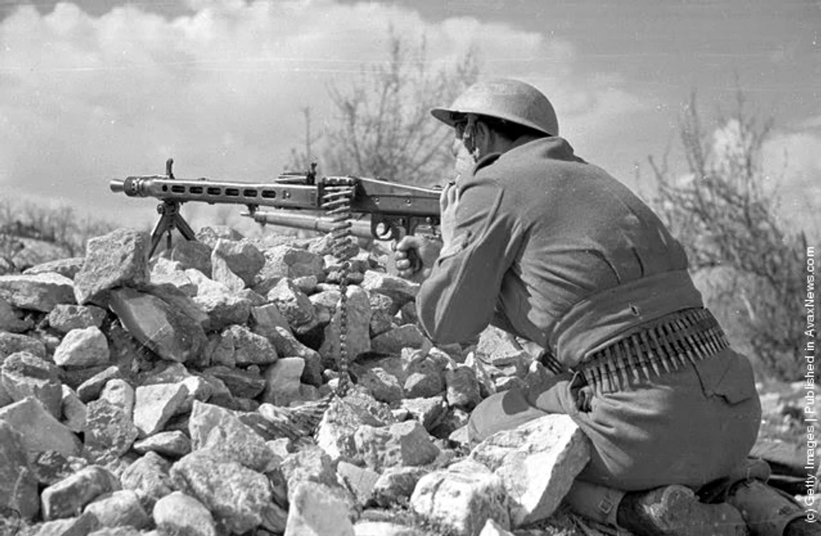 Soldat grec,  22 mai 1948 (Bert Hardy/Picture Post/Getty Images)