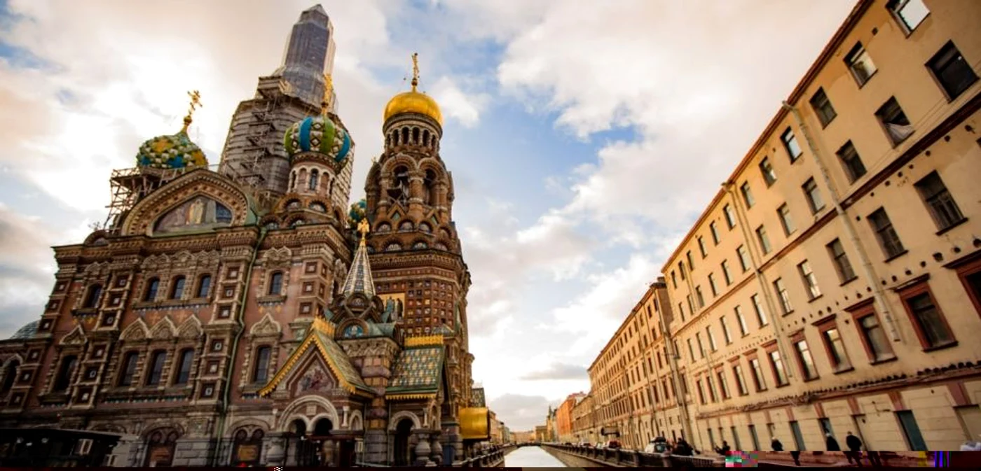 Orașul Sankt Petersburg impresionează prin monumentele istorice FOTO: Explovers