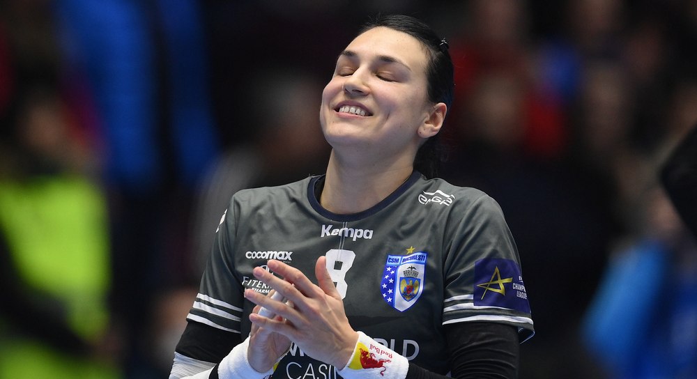 Handbalista Cristina Neagu va fi decorată cu Ordinul Național „Steaua României”